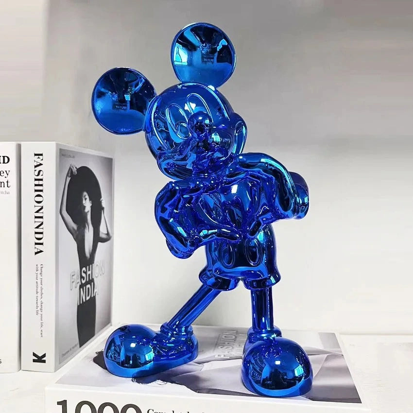 Mickey Welcome Resin Figure – Decorative Sitting Character for Home & Gifts